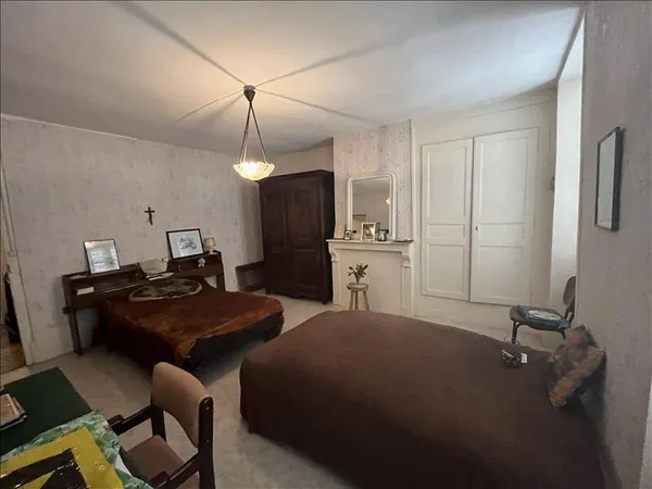 Maison 6 pièces 143 m²