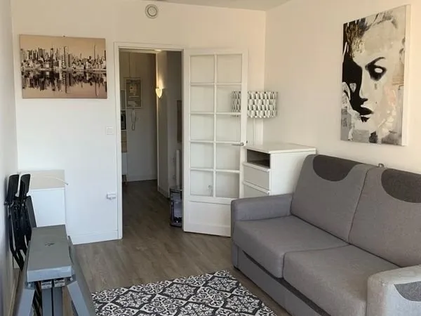 Studio 1 pièce 19 m²