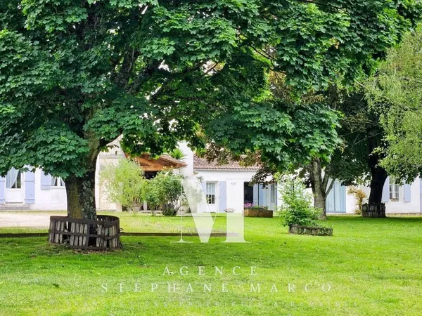 Maison 12 pièces 269 m²