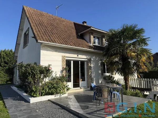 Maison 7 pièces de 134m2 Terrain de 541m2