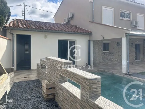 Maison 5 pièces 223 m²