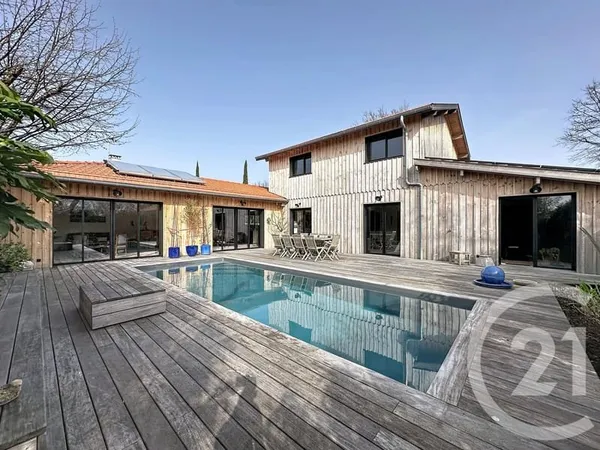Maison 5 pièces 178 m²