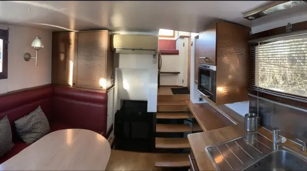 Loue studio sur péniche, courte et moyenne durée à partir du 01/06/2026- 25m² - Bagatelle Paris 16èm