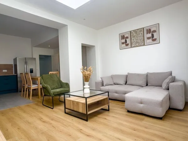 Maison 7 pièces 100 m²