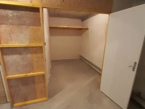 Box garage moto ou stockage 6m2 Ste Thérèse Beauséjour