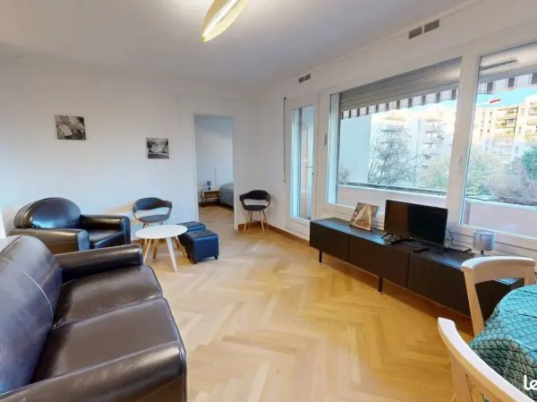 Colocation meublé - Grand appartement de 107 m² , 5 chambres Lyon 8ème