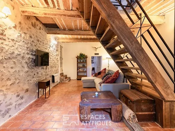 Élégante maison en pierre dans le centre historique de Lagrasse ? un bien d'exception