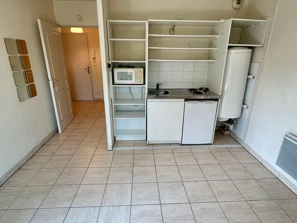 Joli T1 30m2 Villeurbanne la Doua