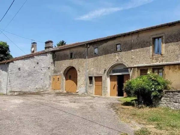 Maison et ancien corps de ferme