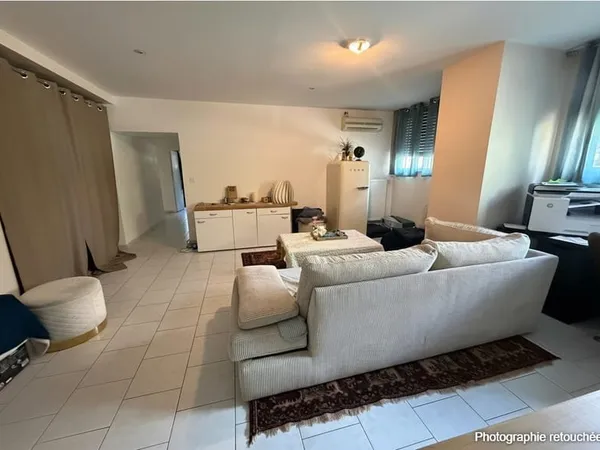TOULON LA RODE - Appartement T4