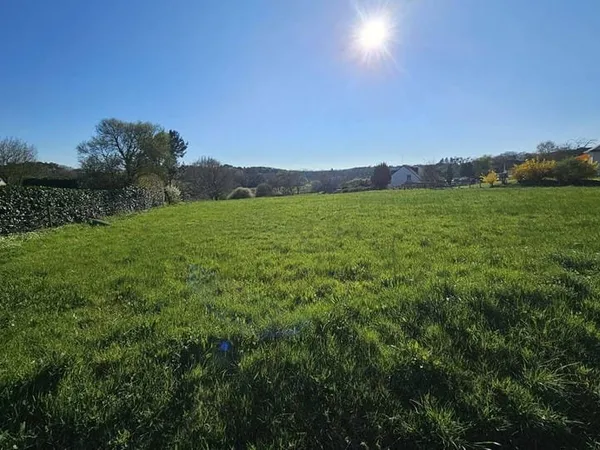 Terrain constructible 1291 m²