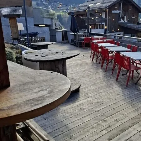 Business clé en main dans une station très rentable. Restaurant / bar au pied des pistes, La Clusaz