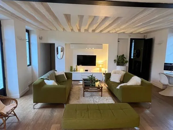 Chambre meublée dans grande maison avec jardin