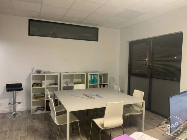 Local d'activité 106 m²