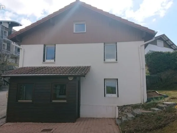 Maison dans quartier calme