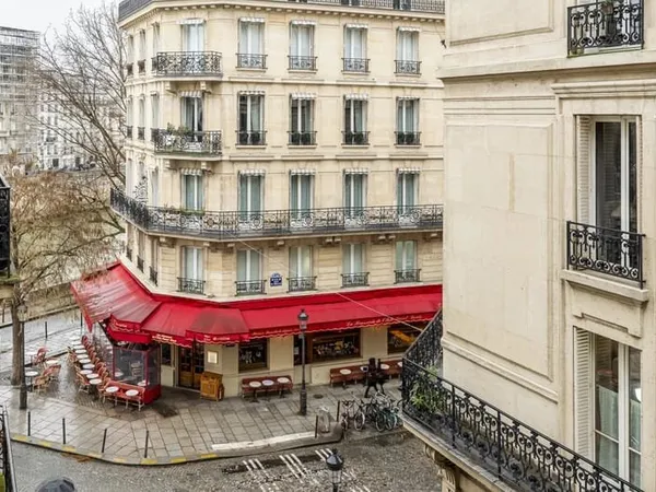 PARIS IV - ÎLE SAINT-LOUIS - APPARTEMENT D'EXCEPTION DE 85 M²