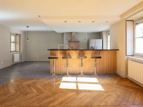 Appartement 3 pièces 105 m²