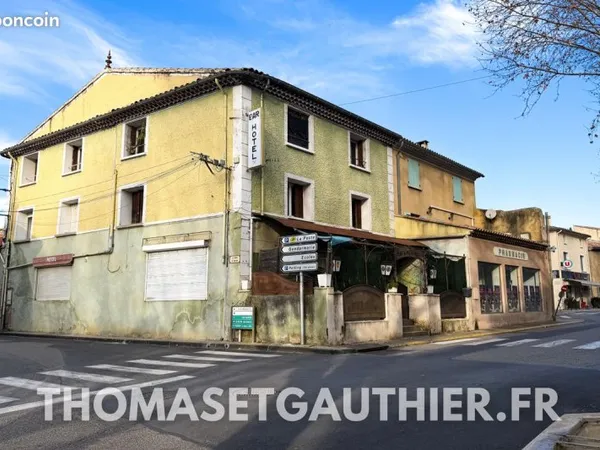 Immeuble 402 m²