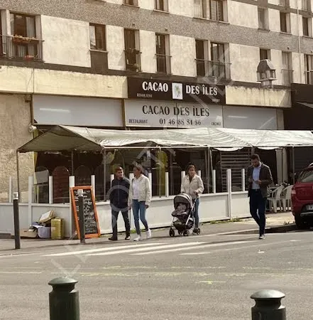 Local 136 m²