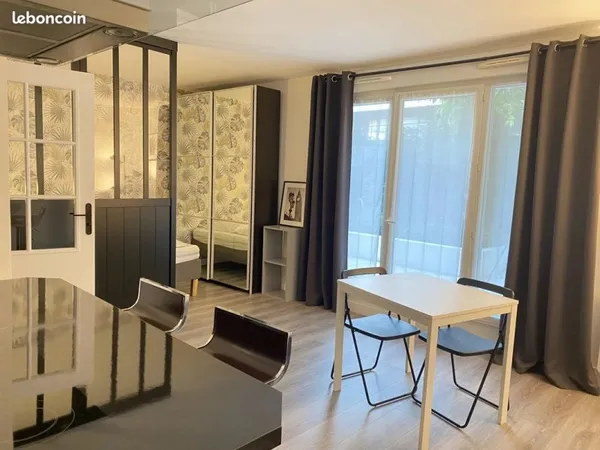 Studio 1 pièce 32 m²