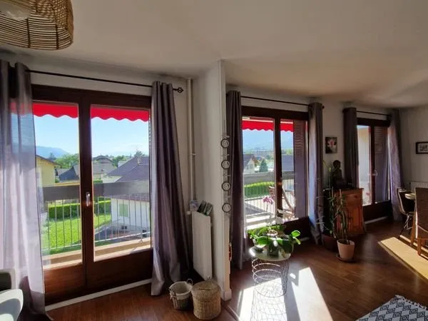 Appartement 2/3 pièces 67m2 - rue des Fleurs Albertville