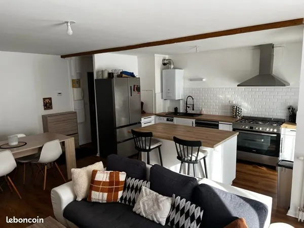 Appartement T3 Rénové de 71m2 - Sans Frais d'Agence