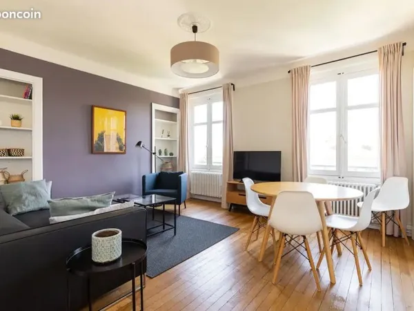 4 pièces lumineux, calme, vue dégagée à Vaise