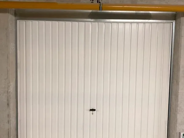 Garage à louer à 5min à pied douane Veyrier