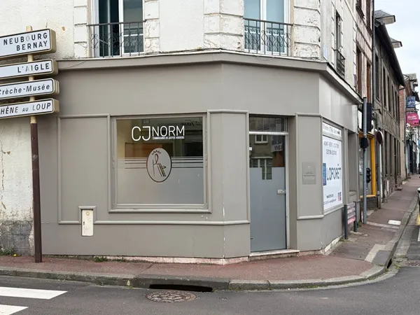 Local commercial 1 pièce 18 m²