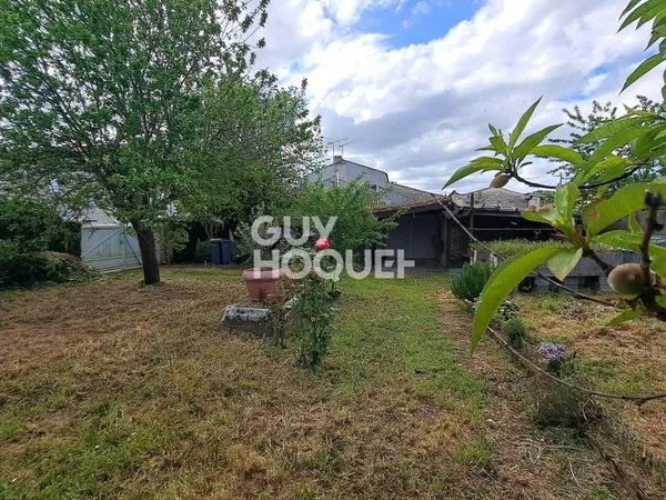 Maison ancienne de plain-pied à vendre - Proche Surgères