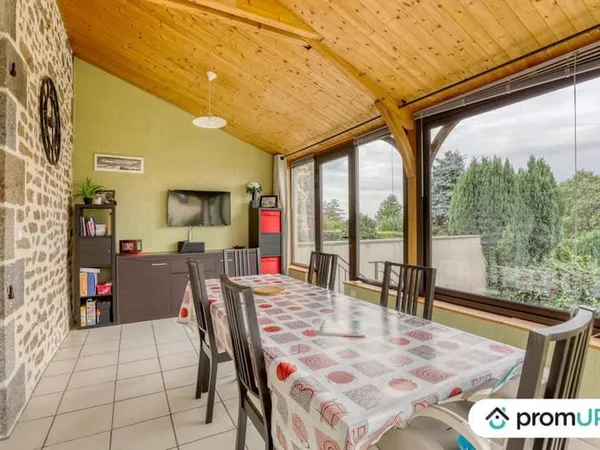 Maison de 136 m2 Montreuil-Poulay