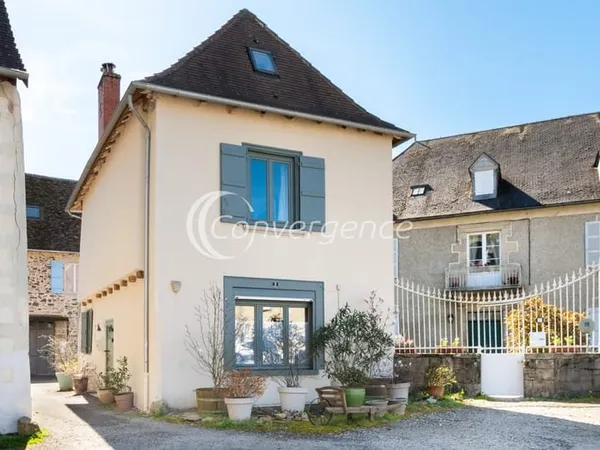 Maison en pierres en très bon état