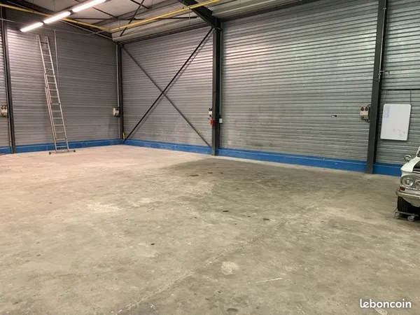 Local industriel Etampes 300m2