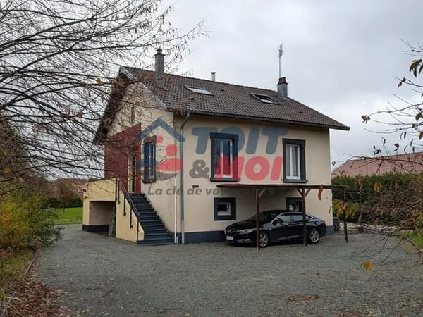 Maison familiale de caractère avec piscine 111,96 m2