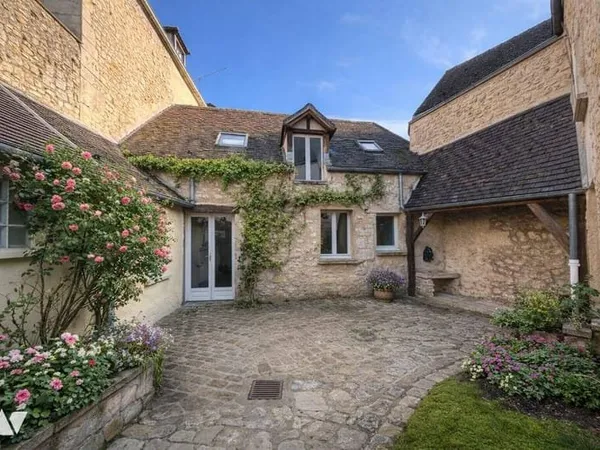 Bien immobilier de rendement Vente Senlis   299000€