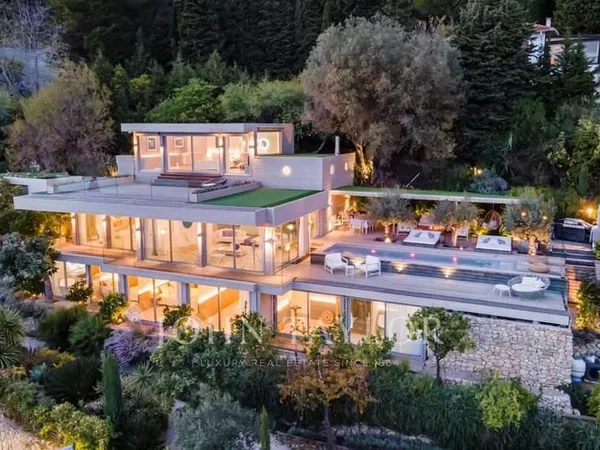 Roquebrune Cap Martin - Villa contemporaine d'exeption - Vue mer panoramique - Piscine - Studio indé