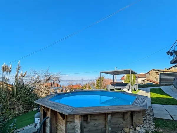 Dpt Haute Savoie (74), à vendre LUGRIN - Charmante maison de village avec vue panoramique sur le Lém