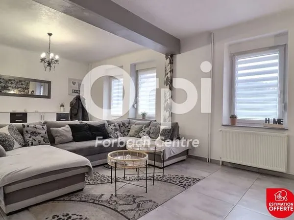 Maison 6 pièces 211 m²