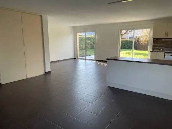 Maison de plain-pied 3 pièces 103 m²