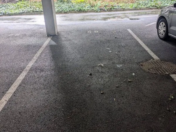 Parking 12 m²
