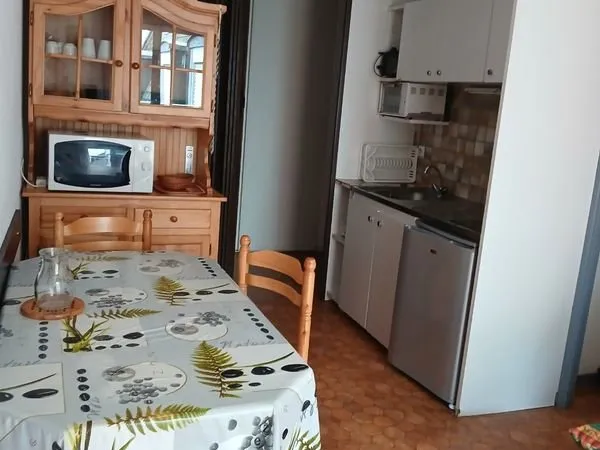 Studio 1 pièce 27m2