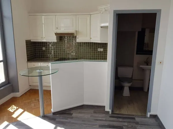 Studio 1 pièce 25 m²