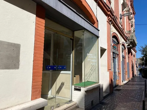 Local 1 pièce 30 m²
