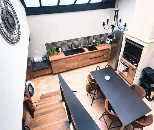 Bien d'exception avec cour 100 m² et terrasse - Hyper centre piéton