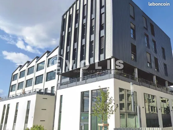 Local d'activité 408 m²