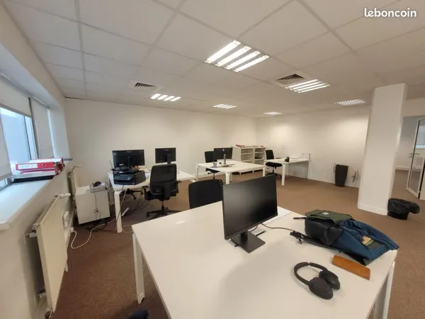Bureaux à louer - Massy (91)