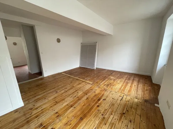Bel appartement rénové, 3 chambres, proche IUT de Carcassonn