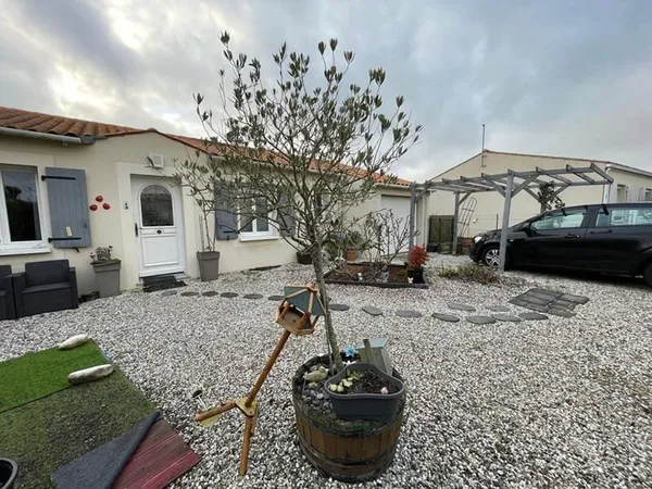 Maison Semussac 4 pièce(s) 80 m2