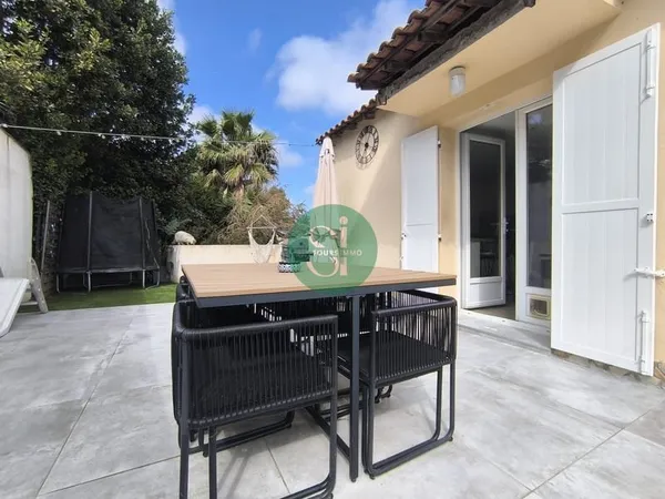 APPARTEMENT T3 AVEC JARDIN ET 2 PARKINGS PRIVATIFS - LA SEYN