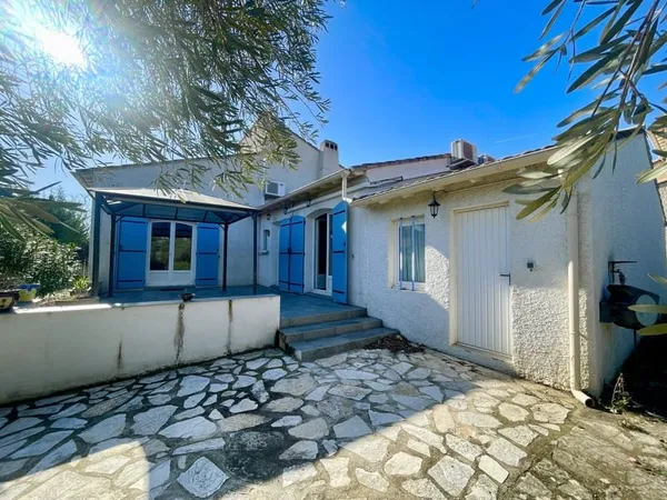 Vente Villa T5 avec garage et atelier sur 759m2 terrain